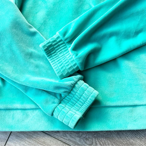Zella Turquoise  V Neck Velvet Pullover Sweater - Picture 13 of 16